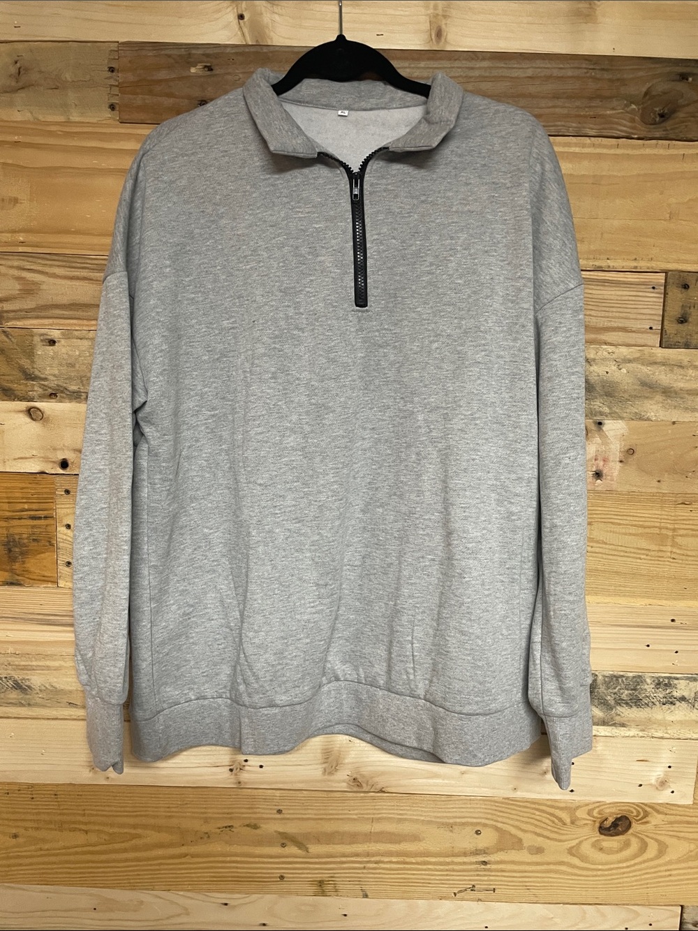 Size XL gray mock or collared neck quarter zip super soft sweatshirt